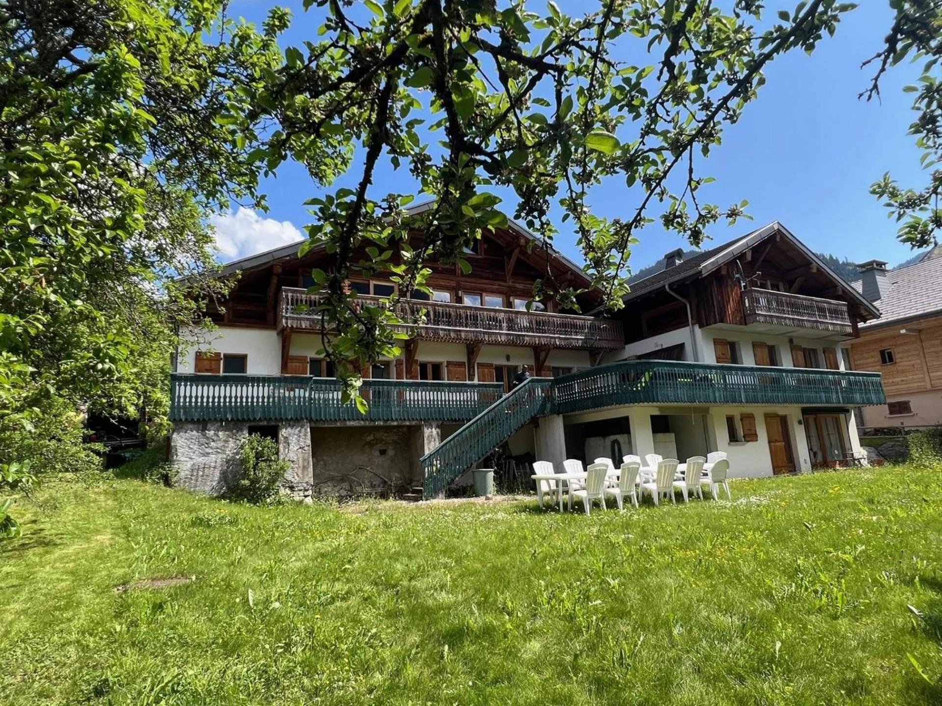 La Ferme Du Chateau Abondance Buitenkant foto