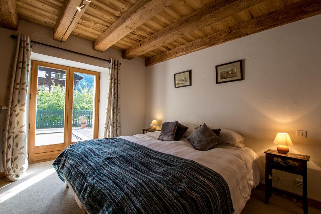 La Ferme Du Chateau Abondance Buitenkant foto