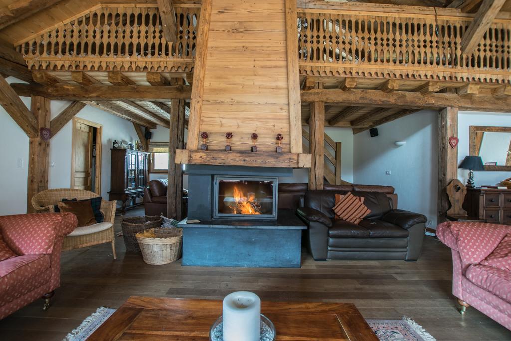 La Ferme Du Chateau Abondance Buitenkant foto