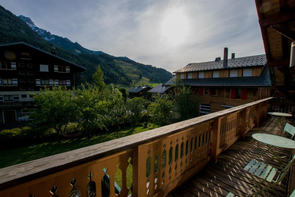 La Ferme Du Chateau Abondance Buitenkant foto