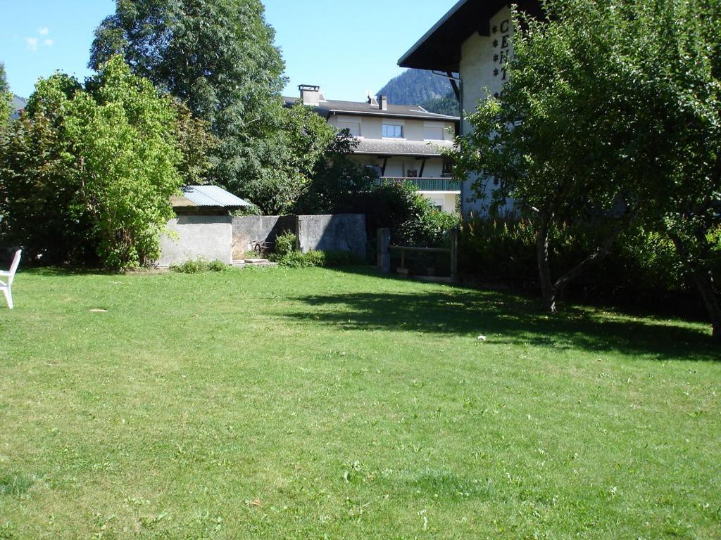 La Ferme Du Chateau Abondance Buitenkant foto
